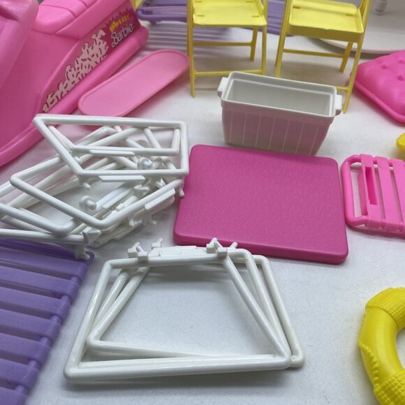 Vintage Barbie Furniture 1980’s Beach Patio Mixed Lot - Picture 6 of 9